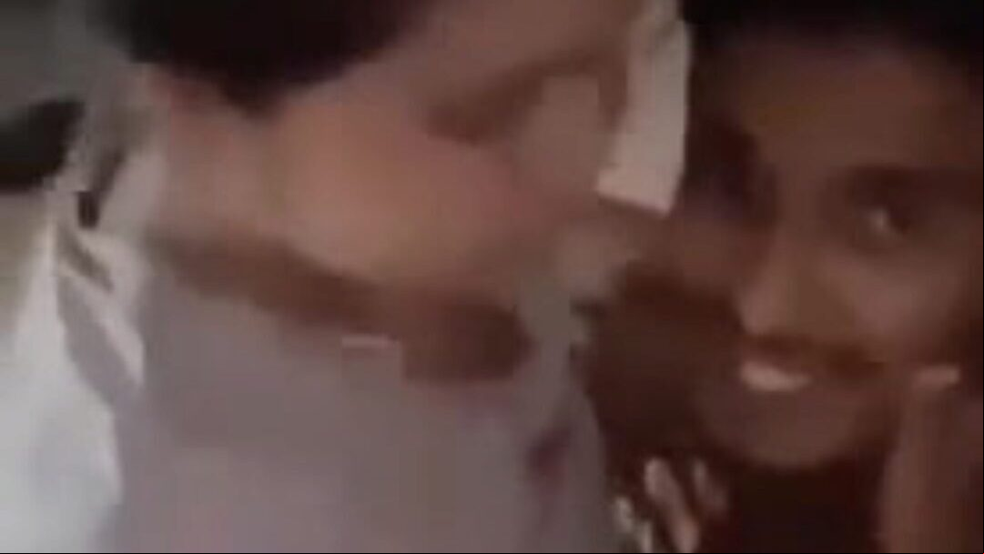 Choto Bhaiyer Sathe Sex 1 Bangladeshi Bhai bon Sex choto bhaiyer choda khaoya bon